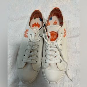 Whataburger Tennis Shoes-‎ size 7
